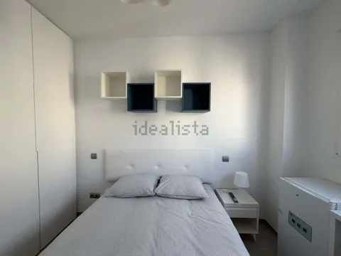 Room for rent, Madrid (2/12)