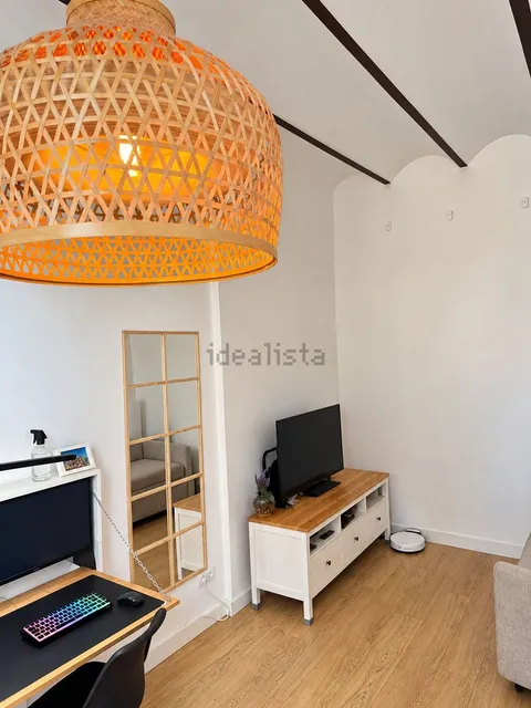 Квартира 35 м² у Барселоні