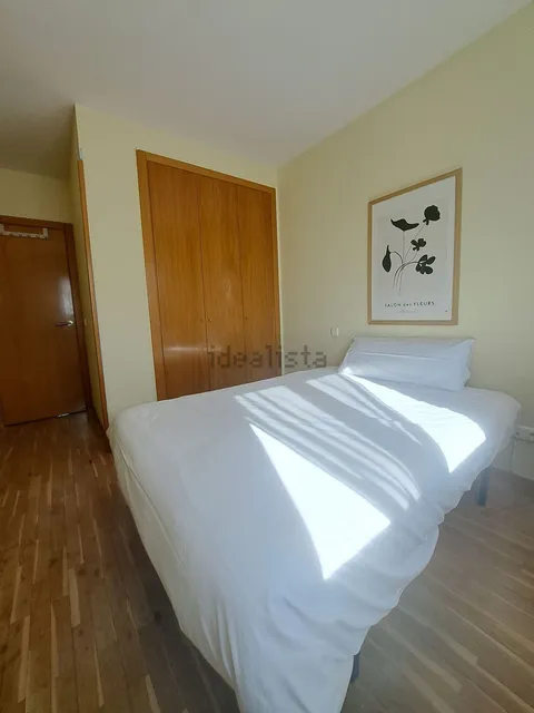Chambre à louer, Madrid (2/5)