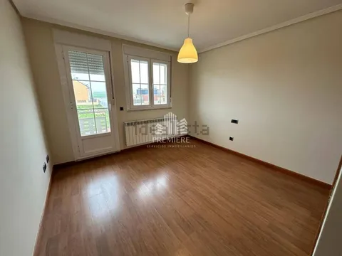 Casa 222 m² a Villares de la Reina