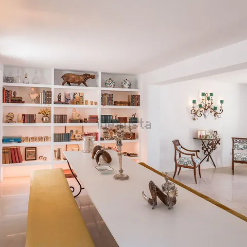 Haus 350 m² in Marbella