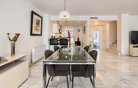 Haus 250 m² in Marbella