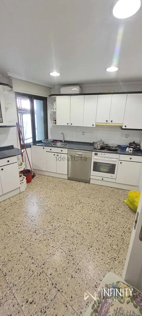 Flat 118 m² in Santurtzi