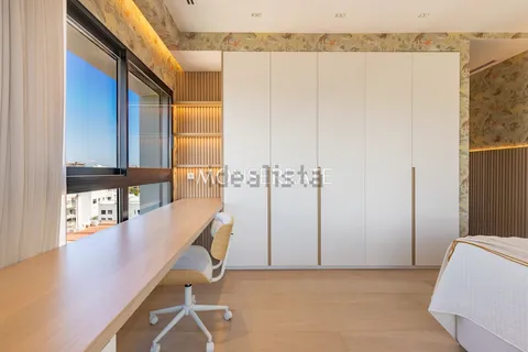 Wohnung 246 m² in Valencia