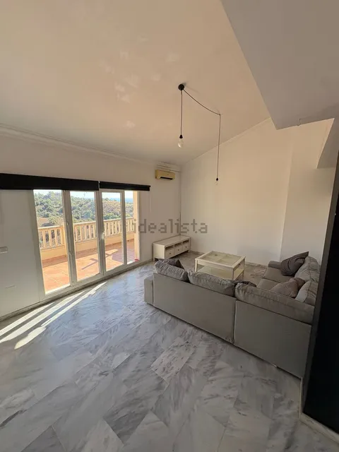 House 240 m² in Rincón de la Victoria (4/18)