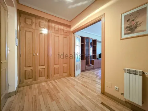 Pis de 100 m² a Lleó