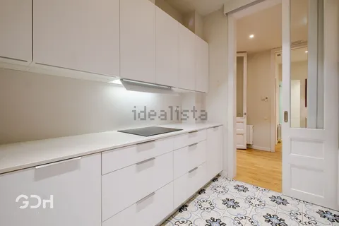 Wohnung 77 m² in Barcelona