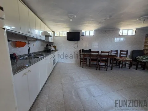 Casa de 200 m² a Ponte Caldelas