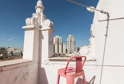 Flat 105 m² in Madrid