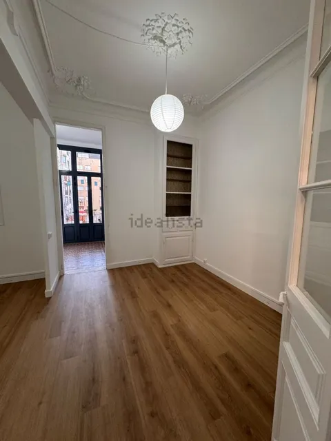 Pis de 93 m² a Barcelona (2/22)