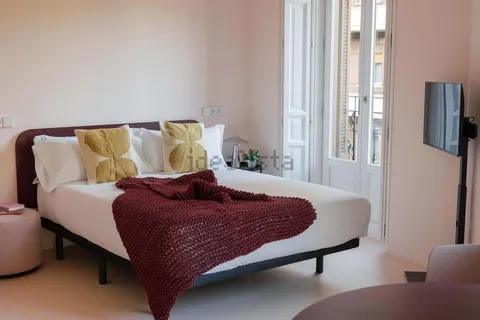 Habitació de lloguer, Madrid (3/12)