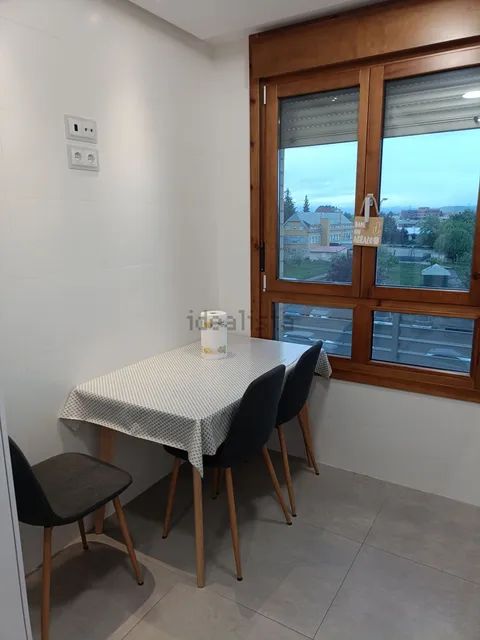 Habitació de lloguer, Lleó