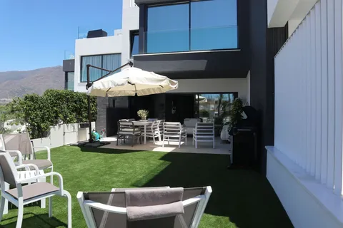Haus 287 m² in Estepona (2/30)