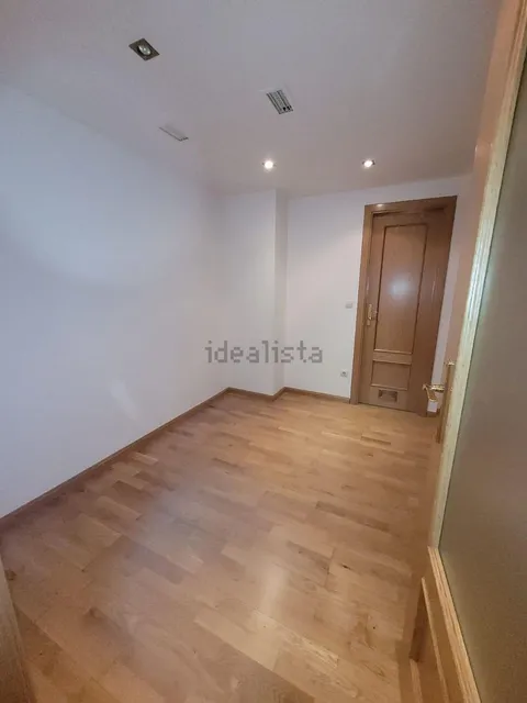 Wohnung 75 m² in La Puebla de Alfindén
