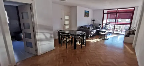 Piso de 130 m² en Pamplona