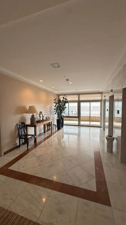 Wohnung 84 m² in Madrid