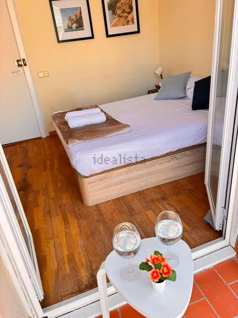 Room for rent, Barcelona