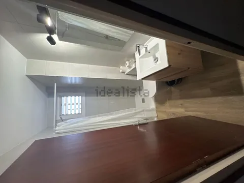 Chambre à louer, Figuières