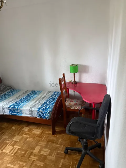 Room for rent, Vitoria-Gasteiz (3/3)