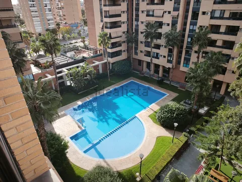 Wohnung 113 m² in Alicante