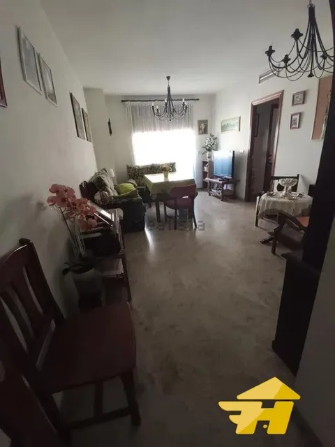 Pis de 85 m² a Còrdova