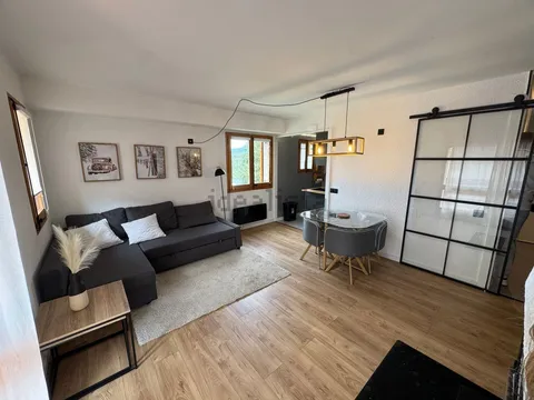 Flat 65 m² in Alp