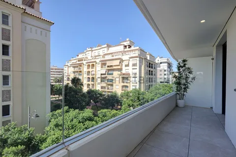 Pis de 90 m² a Estepona