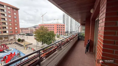 Flat 80 m² in Bilbao