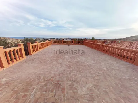 Casa de 100 m² a el Campello