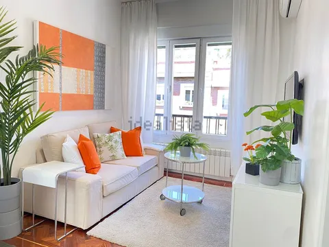 Flat 65 m² in Madrid