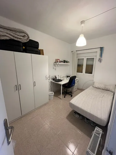 Piso de 90 m² en Granada