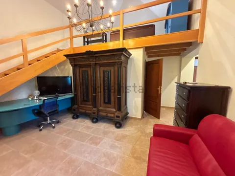 Haus 400 m² in Estepona