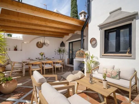 Haus 330 m² in Marbella