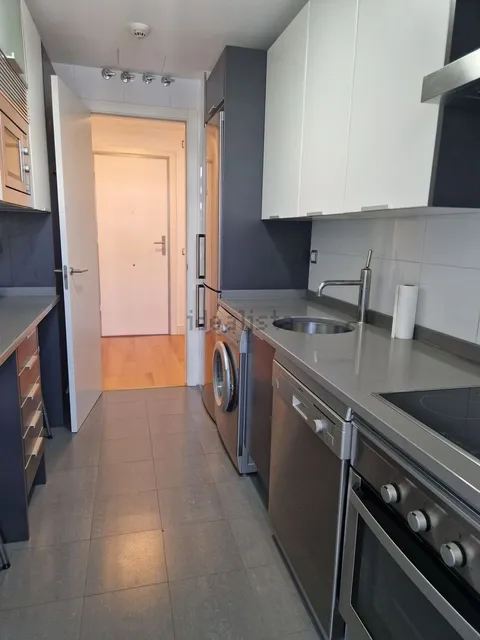 Wohnung 77 m² in Madrid