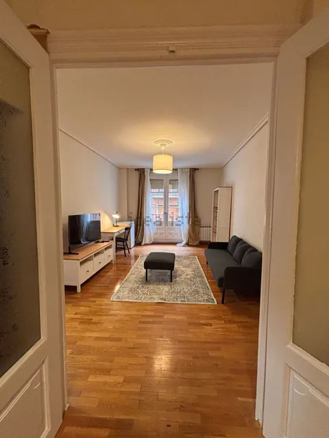 Habitació de lloguer, Viana