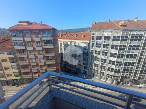 Pis de 110 m² a Ourense