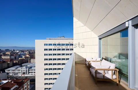 Appartamento 135 m² a Pamplona