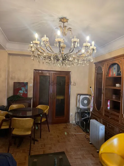 Кімната в оренду, Madrid