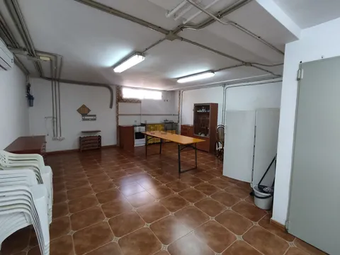Casa de 240 m² a la Pobla de Vallbona