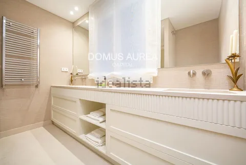 Apartamento 243 m² em Madrid