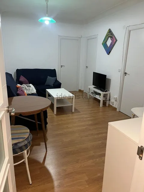 Кімната в оренду, Madrid