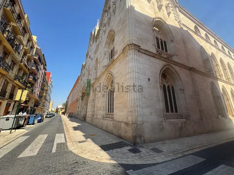 Pis de 75 m² a València