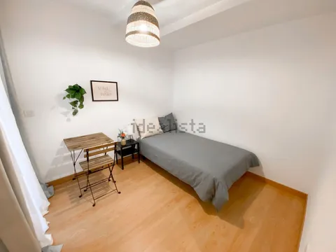 Habitació de lloguer, Paterna