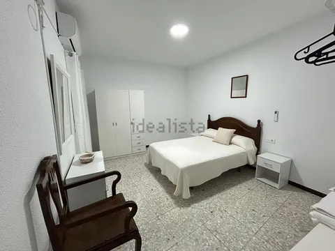 Flat 78 m² in Baeza