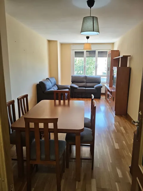 Piso de 95 m² en Ávila