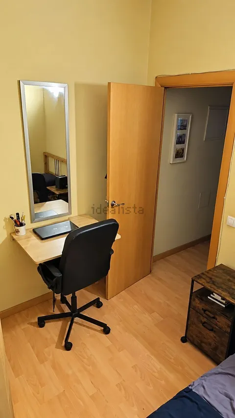 Room for rent, Barcelona