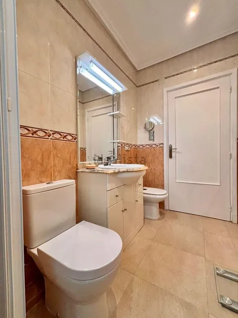 Apartamento 77 m² em Madrid