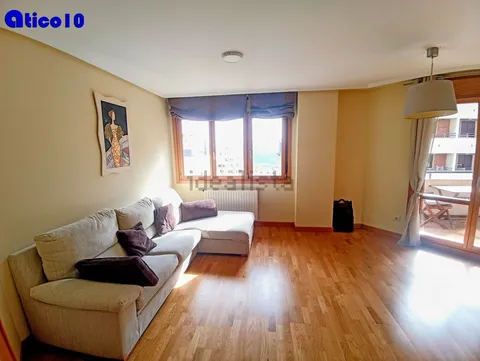 Appartamento 92 m² a Oviedo (2/37)