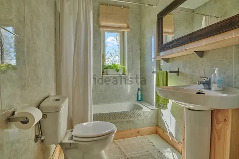 Habitació de lloguer, Tona