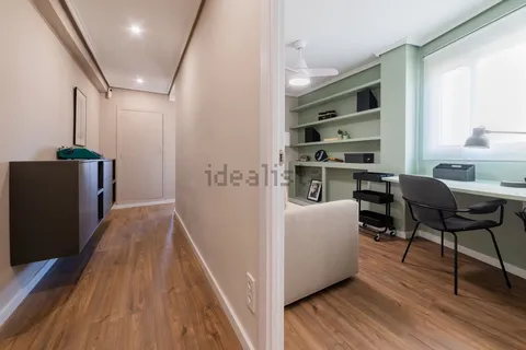 Wohnung 78 m² in Valencia